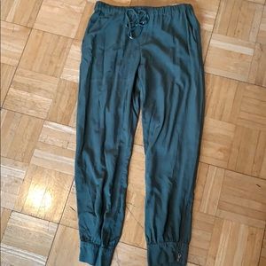 Splendid medium green joggers